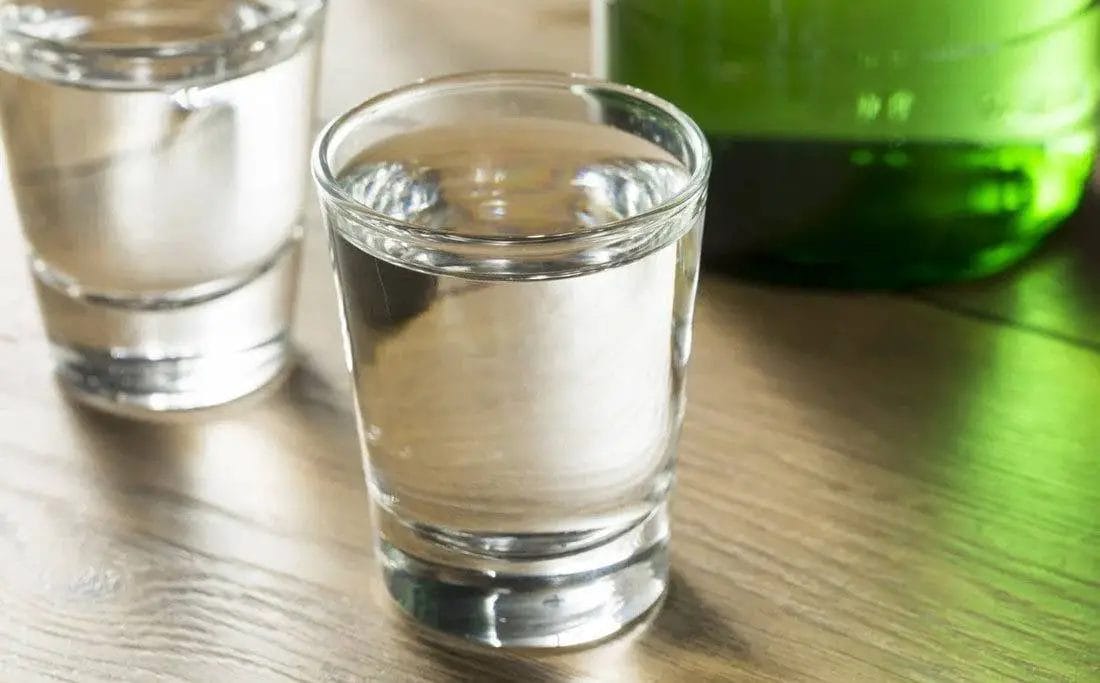 How Do You Make Distilled Water? A Simple And Easy Guide