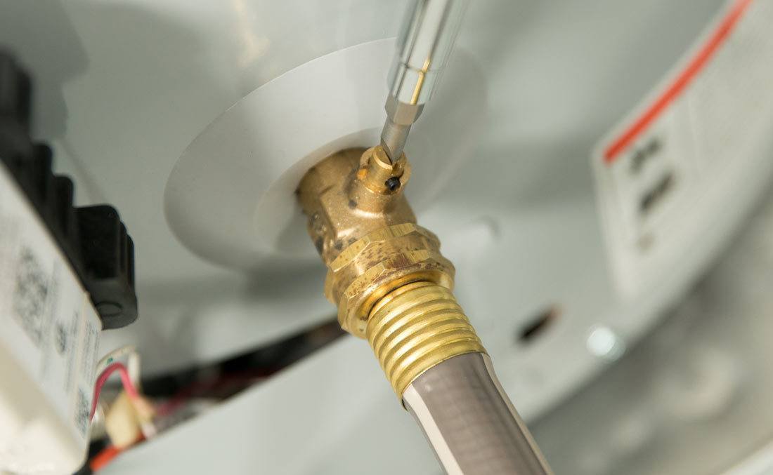 How-to-Flush-a-Water-Heater How to Flush a Water Heater