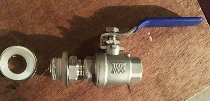 How to install the ball valve