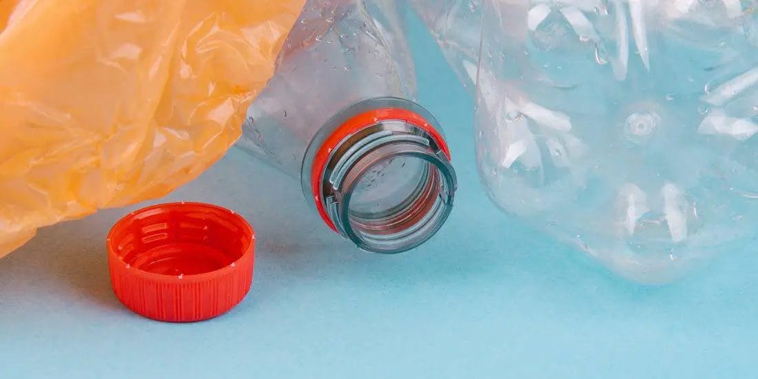 Unscrew-the-cap-slowly Unscrew the cap slowly