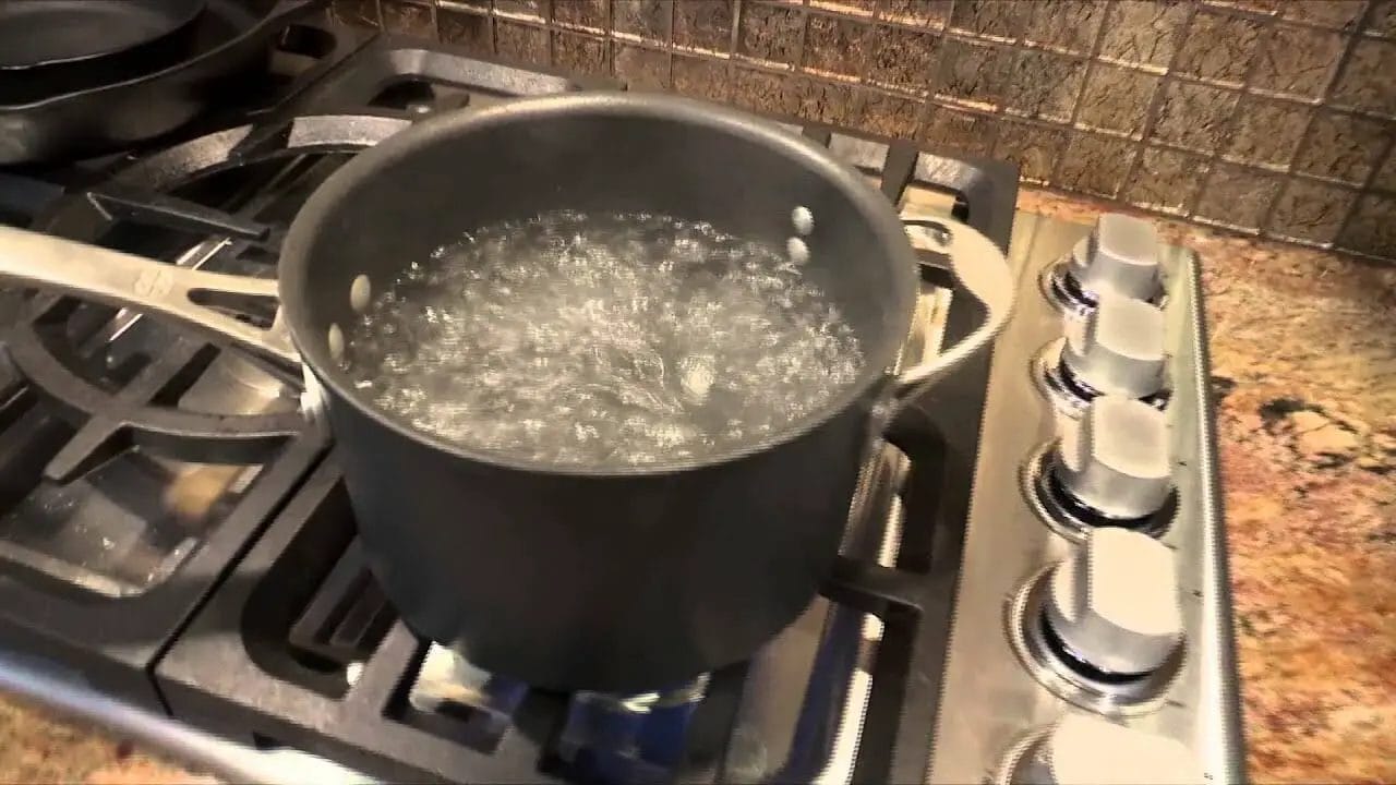 boil tap water to purify