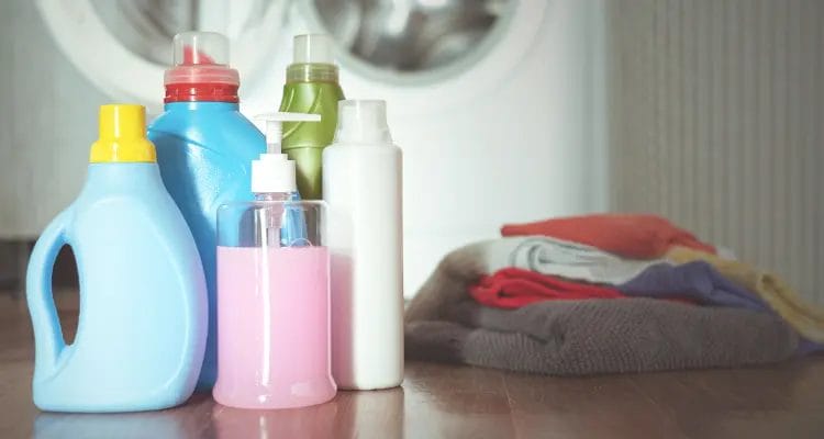 How to clean an area rug with laundry detergent