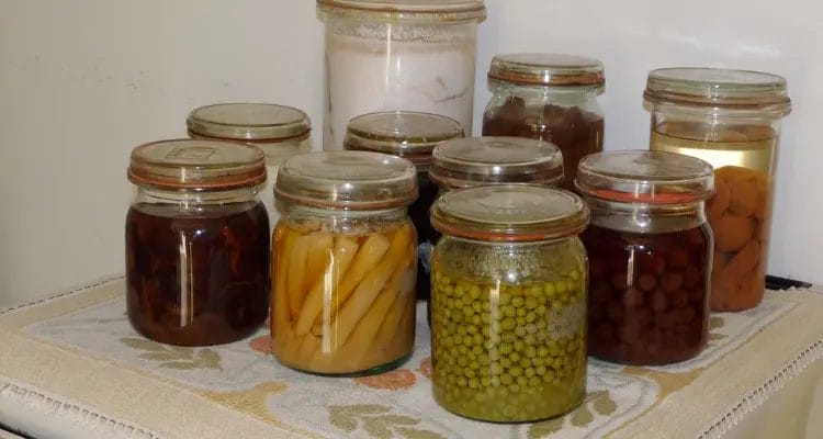 What is water bath canning